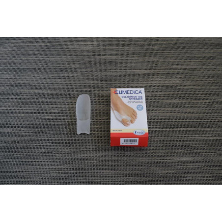 Protezione per alluce valgo con divaricatore